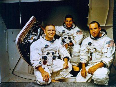 Apollo 8 astronaut dies in small plane crash at age 90