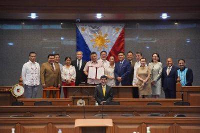 Ferdinand Marcos-Junior - Juan Miguel - Sara Duterte - Francis Escudero - Sonny Angara - Jean Mangaluz - Senators bid farewell to now education chief Angara - philstar.com - Philippines - city Manila, Philippines