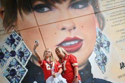 Fans converge on Wembley as Taylor Swift returns to stage