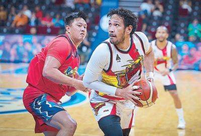 Olmin Leyba - Cade Flores - Christian Standhardinger - June Mar - Stephen Holt - June Mar looking at 8th Wonder - philstar.com - Philippines - county San Miguel - city Manila, Philippines