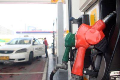 Oil firms to lower pump prices