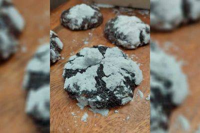 Dolly DyZulueta - Jackie Ang Po - Recipe: Indulgent Chocolate Crinkles with Cream Cheese Frosting - philstar.com - Philippines - city Manila, Philippines - city Sandwich