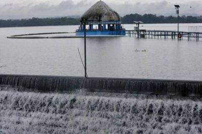 Arlie O Calalo - Dela Cruz - La Mesa Dam hits spilling level - manilatimes.net - Philippines - city Manila - city Valenzuela - city Quezon - city Malabon