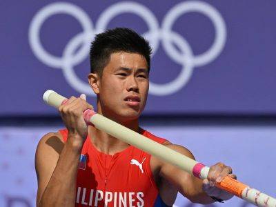 Ralph Edwin Villanueva - Sam Kendricks - Obiena avoids scare, qualifies to Olympic pole vault finals - philstar.com - Philippines - city Manila, Philippines