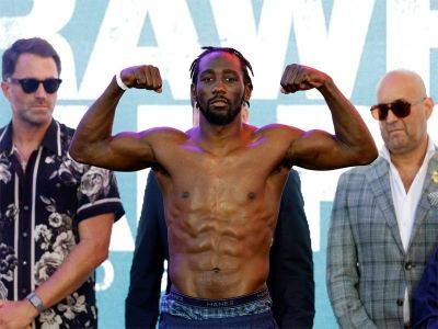 Crawford dethrones Madrimov for WBA super-welterweight title