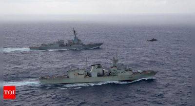 International - US, Australia, Canada, Philippines stage naval and air force maneuvers in disputed South China Sea - timesofindia.indiatimes.com - Philippines - Usa - Australia - Vietnam - Canada - China - region Indo-Pacific - city Manila