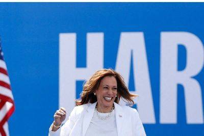 Joe Biden - Kamala Harris - Donald Trump - Danny Kemp - Harris, Biden to hit trail for first time since switch-up - philstar.com - Usa - Russia - state Pennsylvania - state Maryland - state Michigan - city Chicago - state Delaware - county Harris