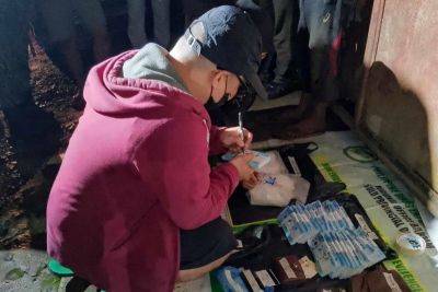 John Unson - Cesario Castro - Prexy Tanggawohn - PDEA-BARMM seizes P13.6-M worth of shabu from cop, cohorts - philstar.com - Philippines - region Office-Bangsamoro - county Mobile - city Cotabato - region Agency-Bangsamoro