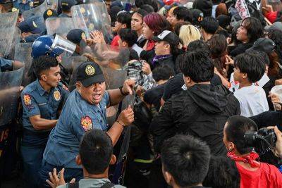 Ferdinand Marcos-Junior - Kristine DagunoBersamina - Ferdinand Marcos-Senior - Martial Law - Clashes break out as protesters mark 52nd anniversary of Martial Law - philstar.com - Philippines - county Power - city Manila, Philippines