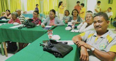 Agusan del Norte farmers learn skills in corn production technology