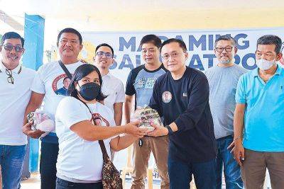 Bong Go provides support to Mati City indigents